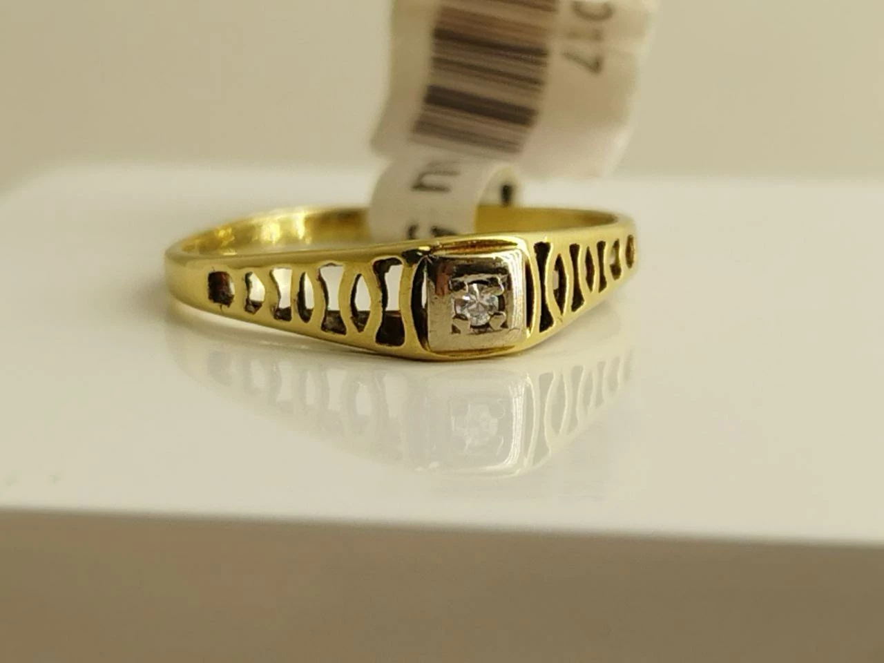 niezwykly-zloty-pierscionek-z-diamentem-585-1450-g-stan-11323-2