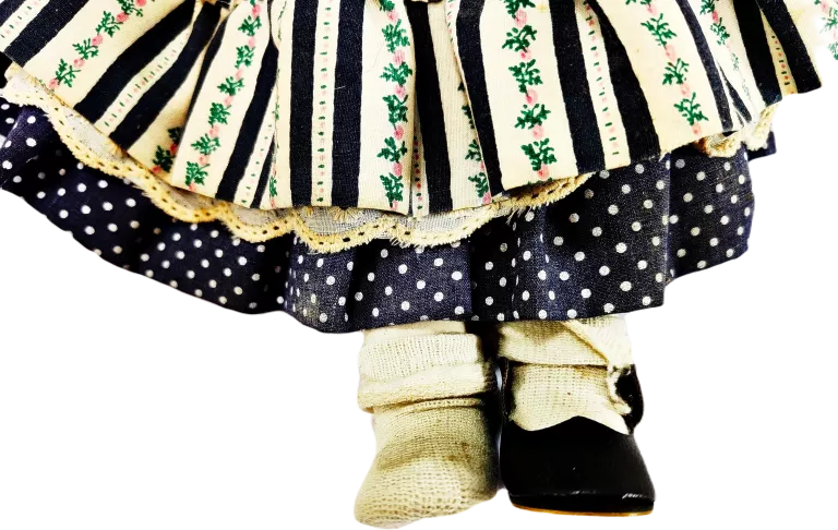 LALKA PORCELANOWA DZIEWCZYNKA USZKODZONE WŁOSY 45 CM
