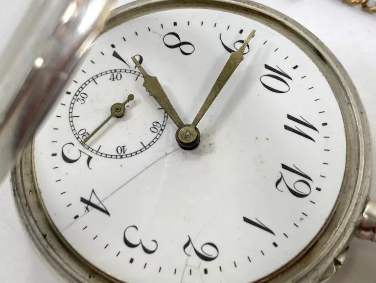 zegarek-vintage-avance-retard-z-malym-defektem-model-1923925319865