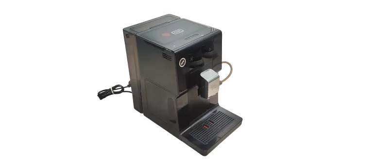 automatyczny-ekspres-cisnieniowy-krups-intuition-preference-ea8738-1450-stan-11323-2