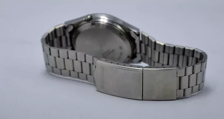 SEIKO AUTOMATIC 244750