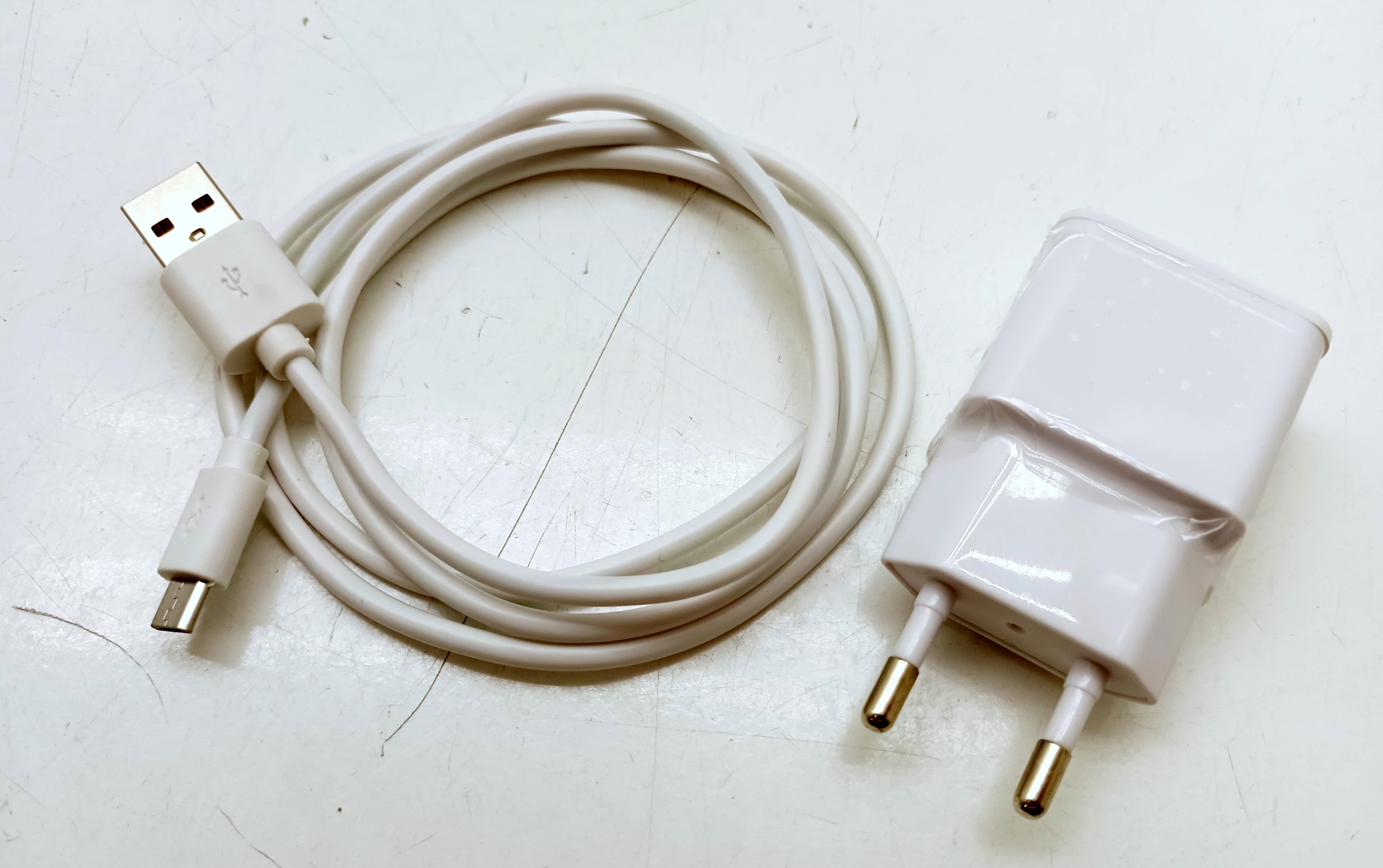 ladowarka-micro-usb-ean-gtin-94545609