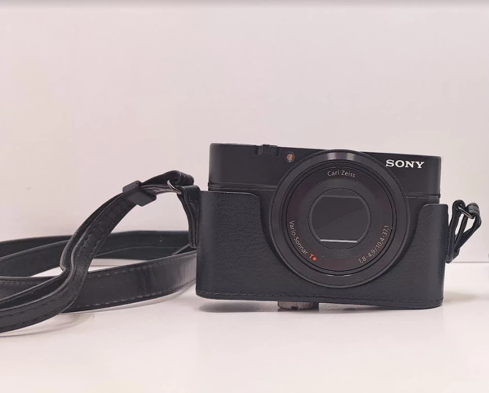 aparat-cyfrowy-sony-cyber-shot-dsc-rx100-pokrowiec-hubska-82-wroclaw