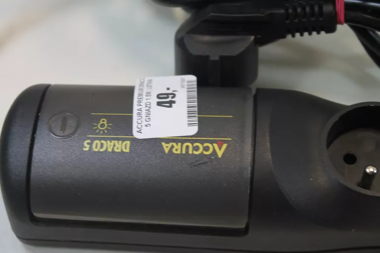 ACCURA PREMIUM DRACO 5 GNIAZD 1.5M | LISTWA ZASILAJĄCA NIE DZIAŁA