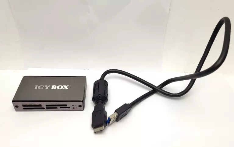 ZEWNĘTRZNY CZYTNIK KART PAMIĘCI ICY BOX IB-869A-B USB 3 / KABELEK