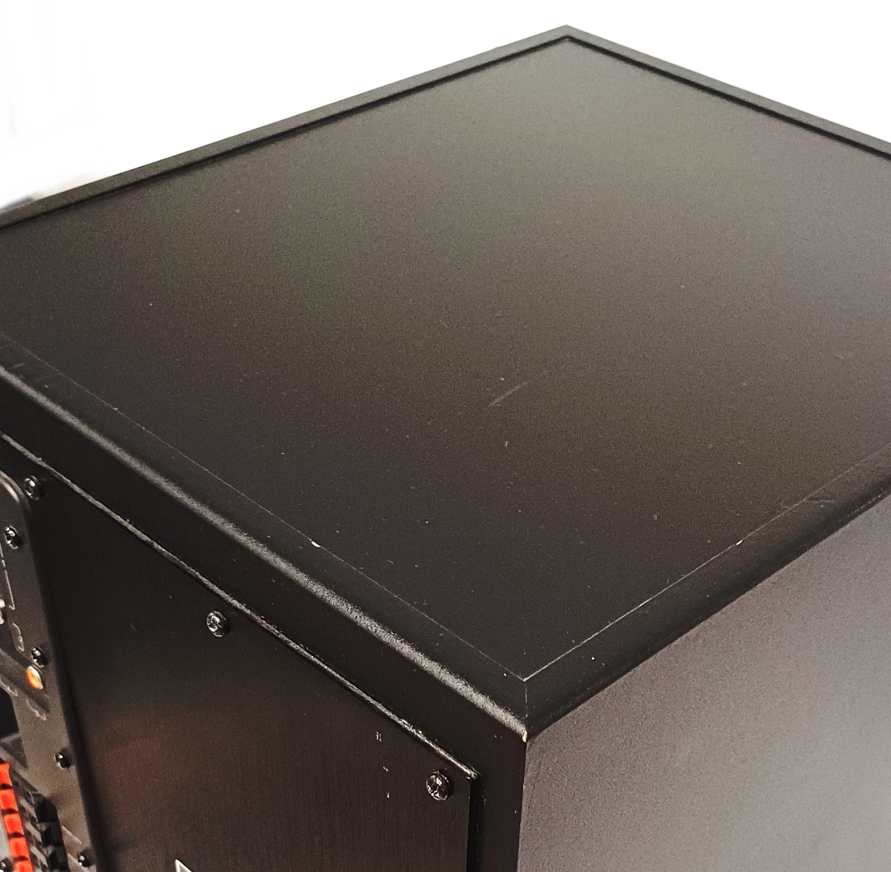 zestaw-glosnikow-logitech-z906-51-sterowanie-129753-1784739