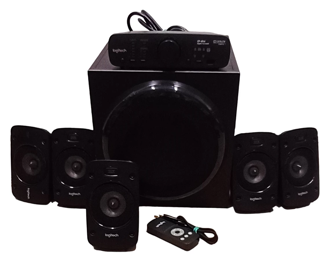 zestaw-glosnikow-logitech-z906-51-stan-11323-2