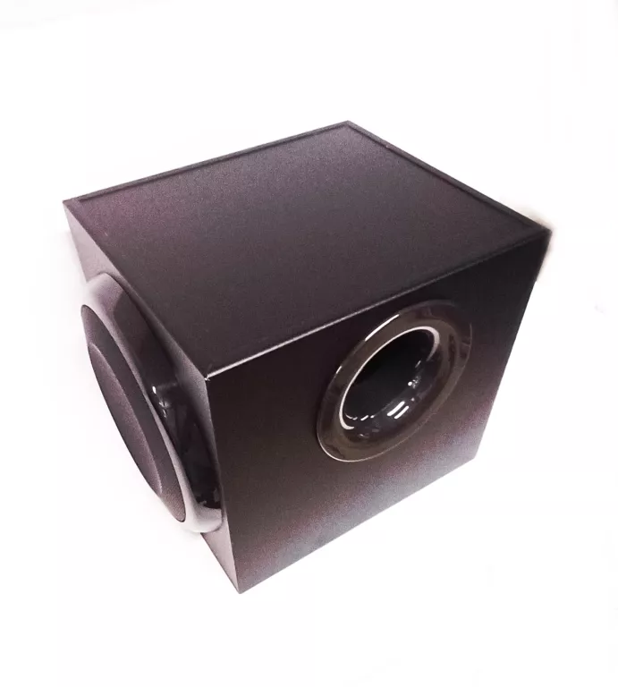 zestaw-glosnikow-logitech-z906-51-zakres-czestotliwosci