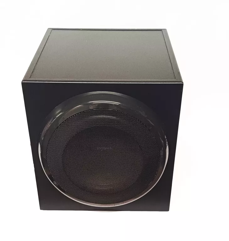 zestaw-glosnikow-logitech-z906-51-moc-szczytowa-100000