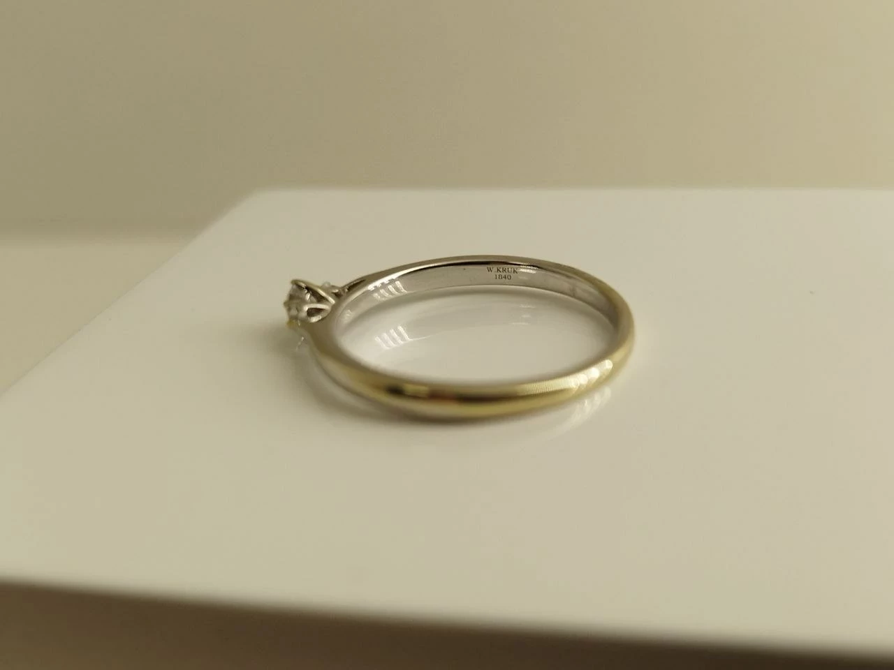 pierscionek-z-brylantami-585-1970-g-rozmiarsrednica-wew-mm-372-15