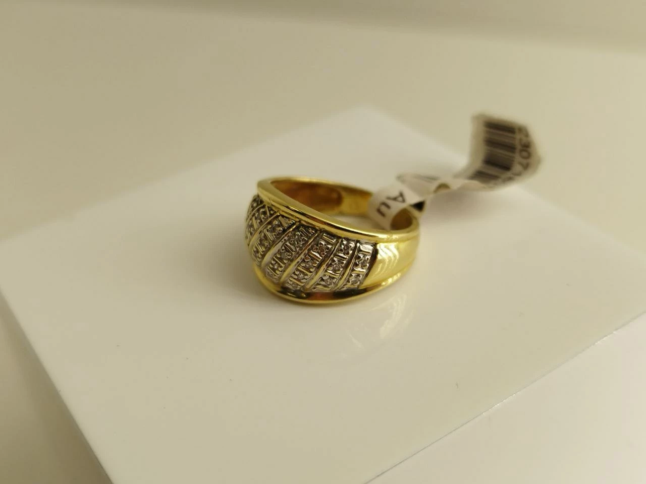 zloty-pierscionek-z-diamentami-585-3110-g-marka-bez-marki