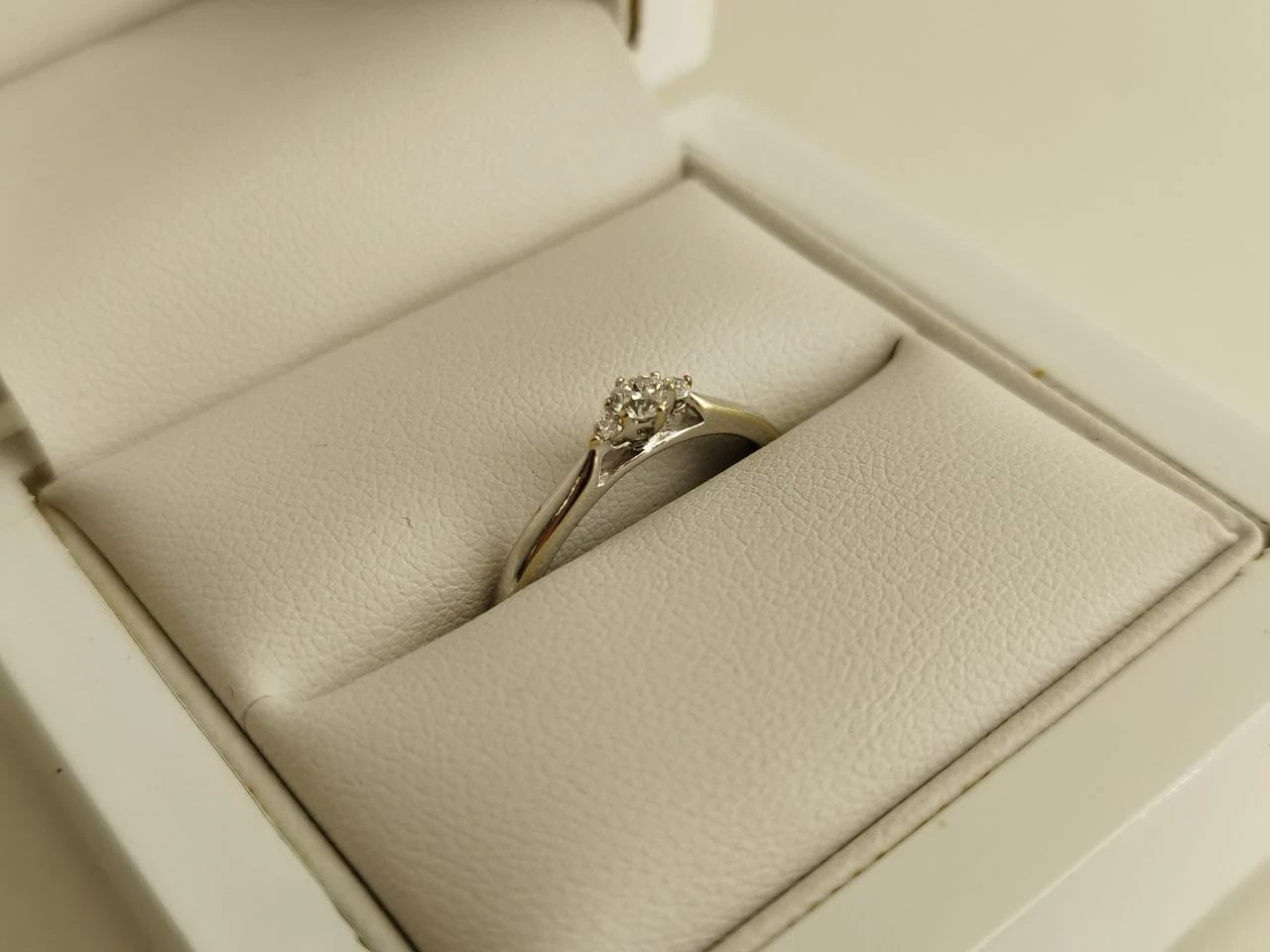 pierscionek-z-brylantami-585-1970-g-stan-11323-2