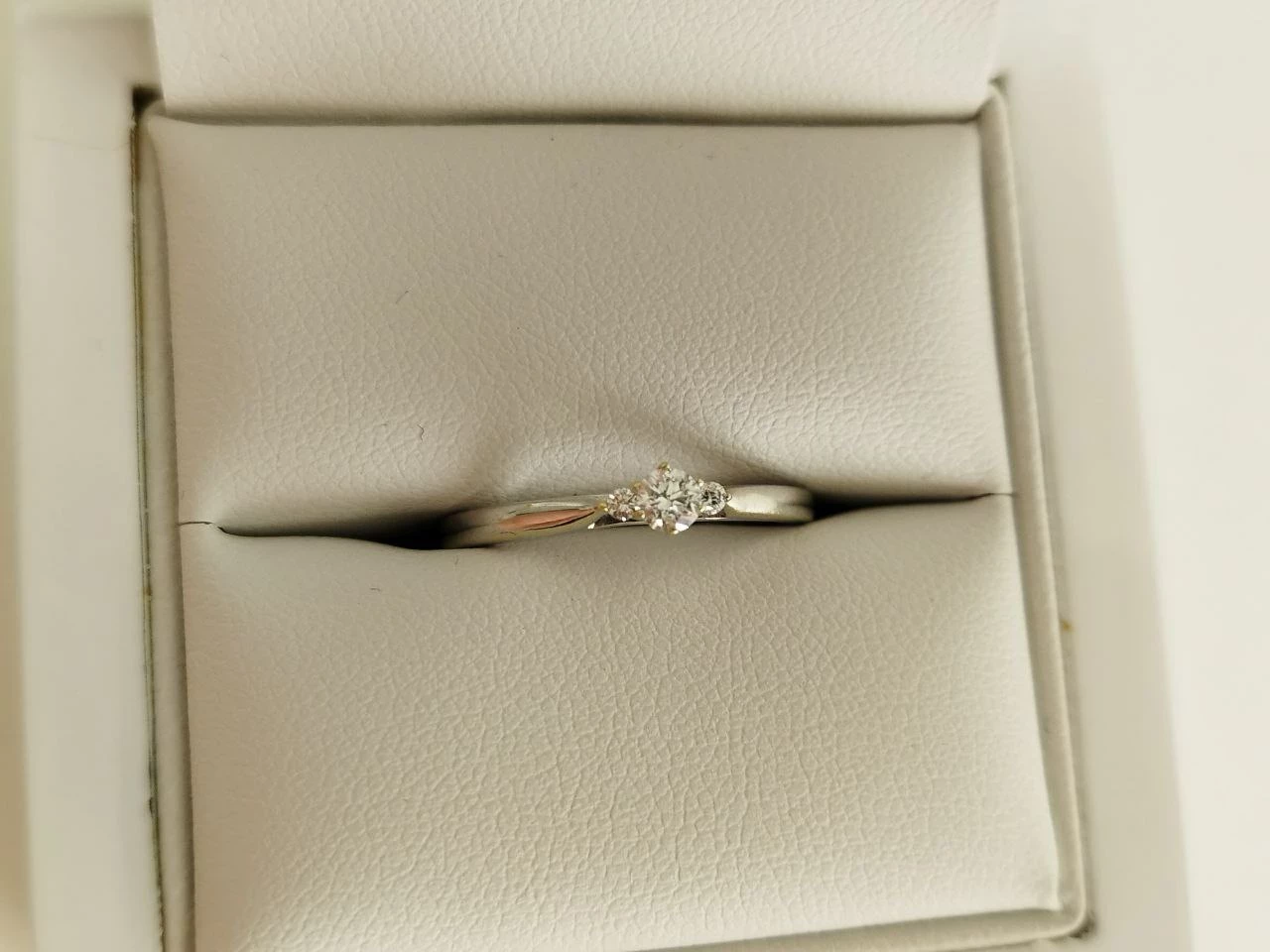 pierscionek-z-brylantami-585-1970-g-ean-gtin-5903772021080