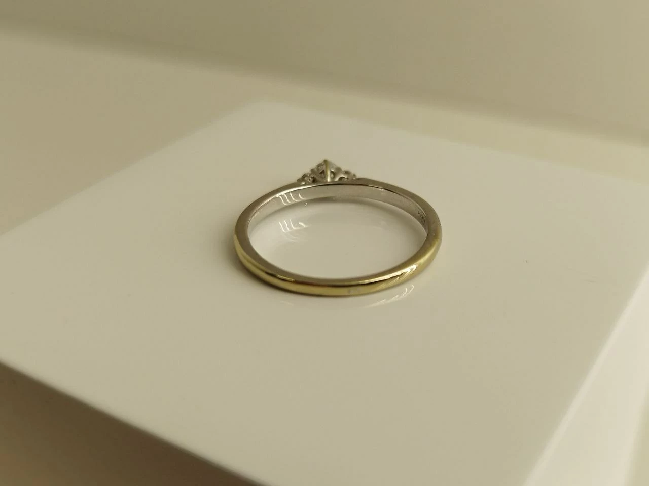 pierscionek-z-brylantami-585-1970-g-waga-197