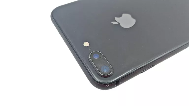 TELEFON APPLE IPHONE 8 PLUS 64GB 5,5" KOND BAT. 82% + SŁUCHAWKI