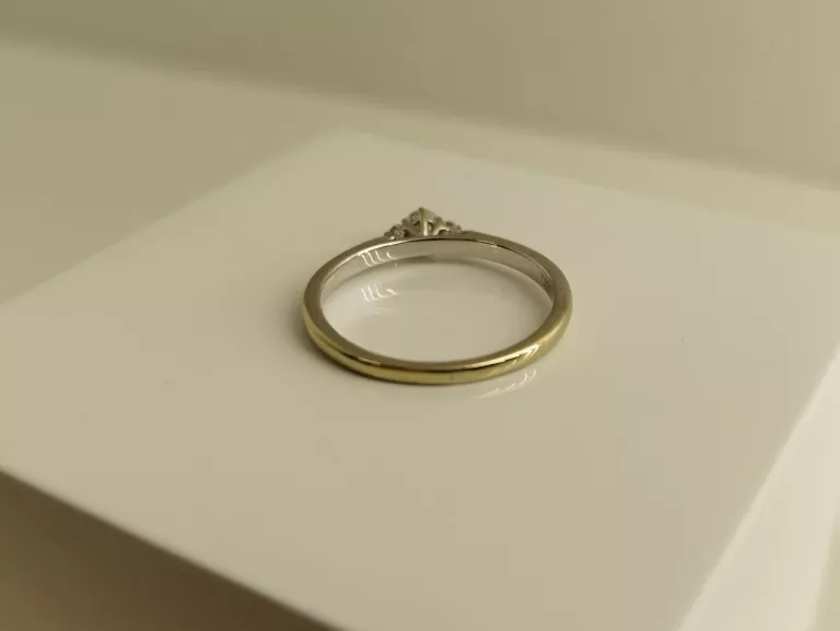 pierscionek-z-brylantami-585-1970-g-waga-197