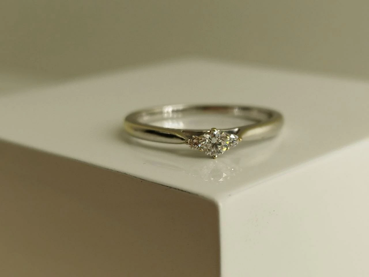 pierscionek-z-brylantami-585-1970-g-bulwar-ikara-21-wroclaw