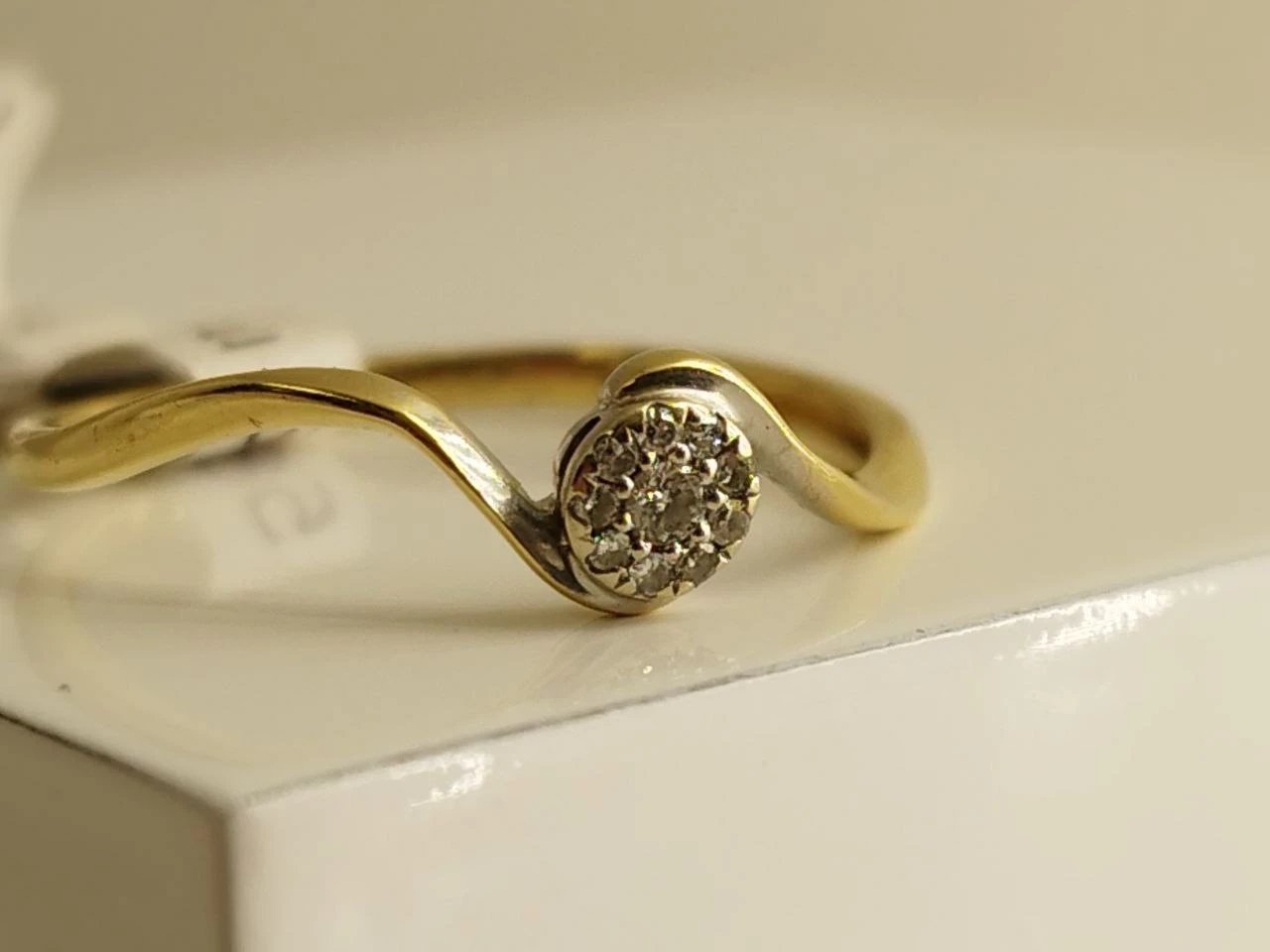 wyjatkowy-zloty-pierscionek-z-brylantami-585-1280-g-stan-11323-2