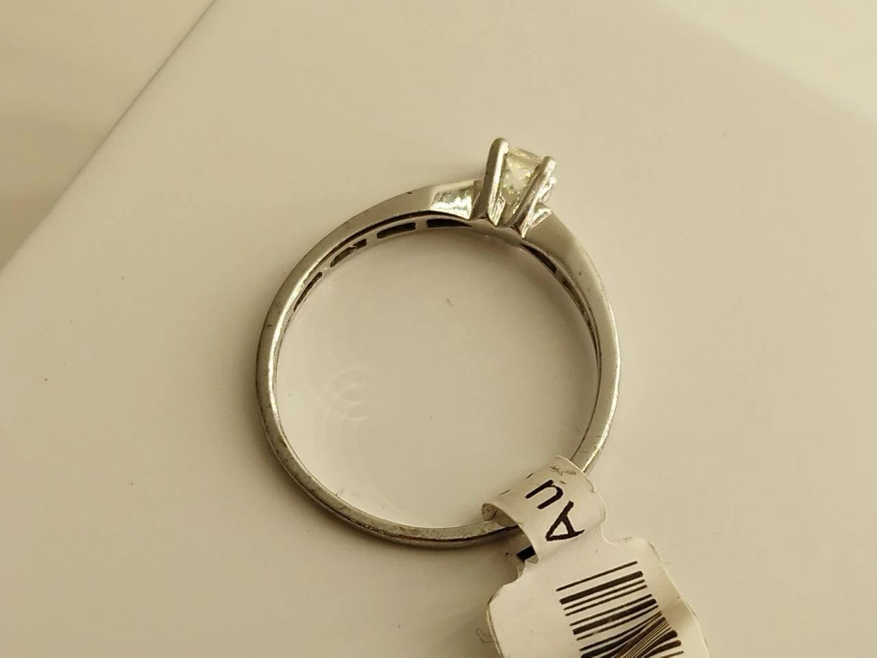 zloty-pierscionek-z-brylantami-375-1630-g-rozmiarsrednica-wew-mm-372-10