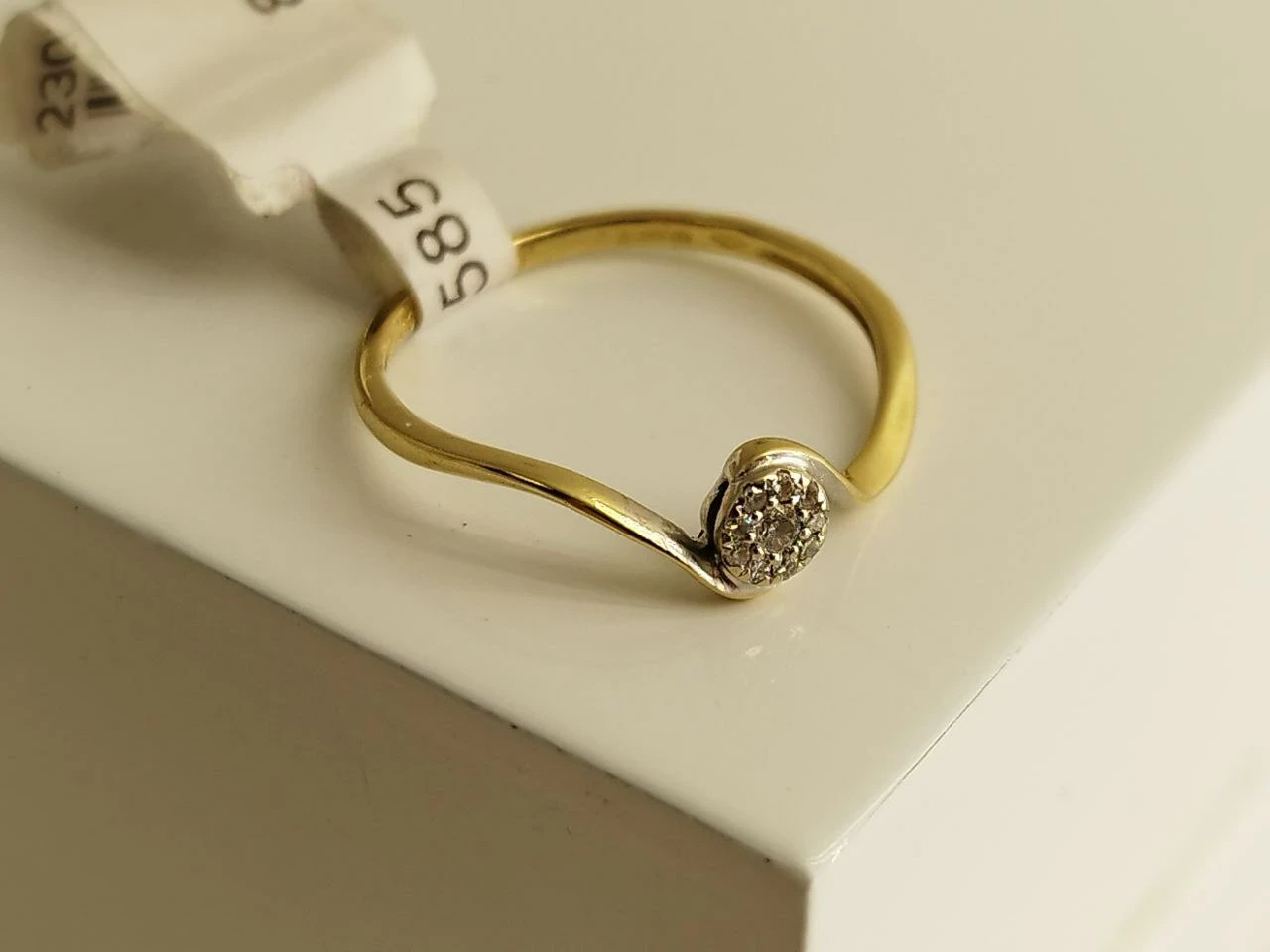 wyjatkowy-zloty-pierscionek-z-brylantami-585-1280-g-marka-248811-958954