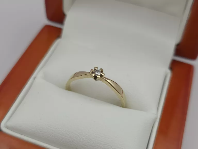 DELIKATNY ZŁOTY PIERŚCIONEK - 585 14K R.16 1,55G