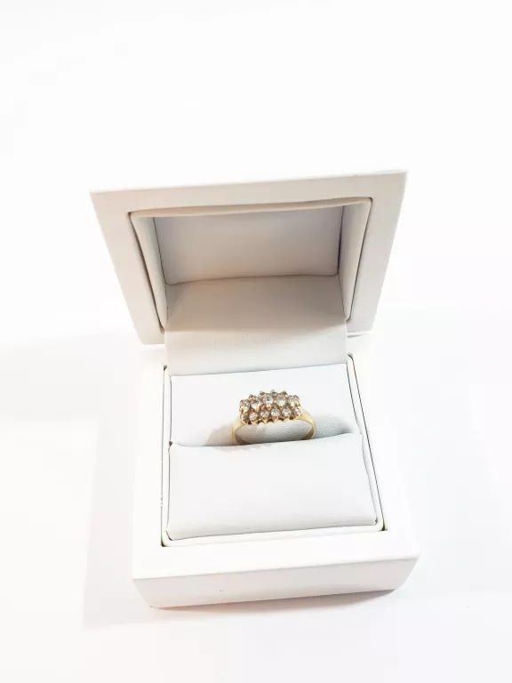 ZŁOTY PIERŚCIONEK 585/2,36G/11R