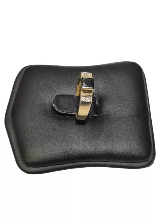 CIEKAWY MISTYCZNY ZŁOTY PIERŚCIONEK 585 3,08G R12 3,08G ONYKS + CYRKONIE