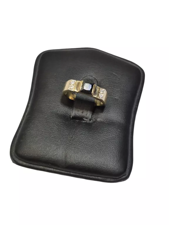 CIEKAWY MISTYCZNY ZŁOTY PIERŚCIONEK 585 3,08G R12 3,08G ONYKS + CYRKONIE