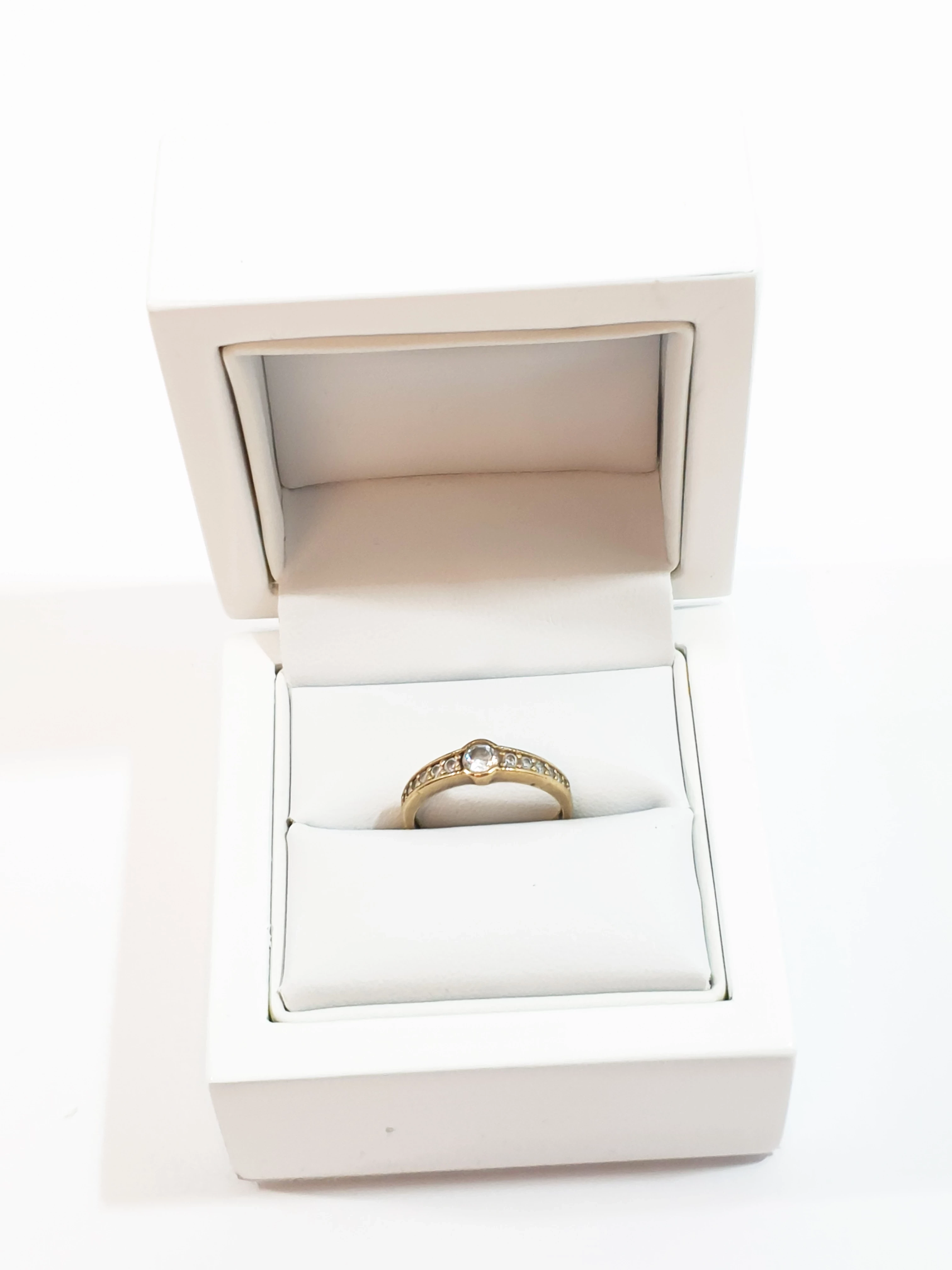 zloty-pierscionek-333168g9r-sikorskiego-9-lubin-sj