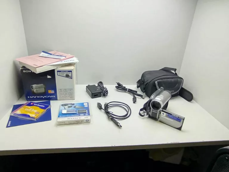 KAMERA CYFROWA MINI DVD SONY DCR-DVD450E