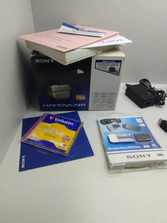 KAMERA CYFROWA MINI DVD SONY DCR-DVD450E
