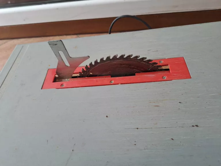 PILARKA STOŁOWA BUDGET MODEL BTS 5301