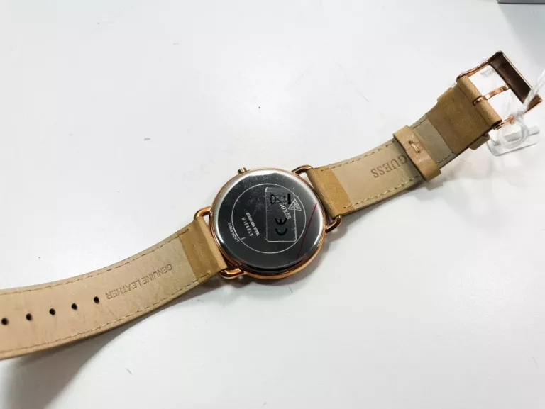 guess-zegarek-damski-u1068l5-ean-gtin-0091661482762