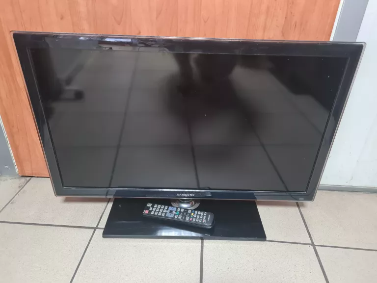 TELEWIZOR SAMSUNG UE32D4000NW + PILOT