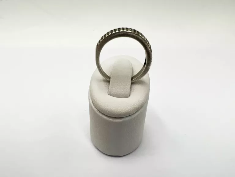 cudowny-srebrny-pierscionek-z-cyrkoniami-p925314gr16-stan-nie-wymaga-renowacji