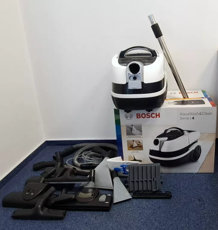 ODKURZACZ PIORĄCY BOSCH AQUAWASH & CLEAN BWD421PRO+SZCZOTKA TURBO 2100W