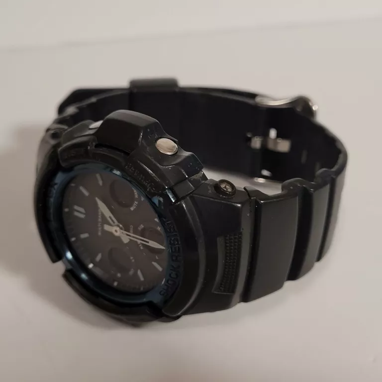 ZEGAREK CASIO AWG-M100B-1AER