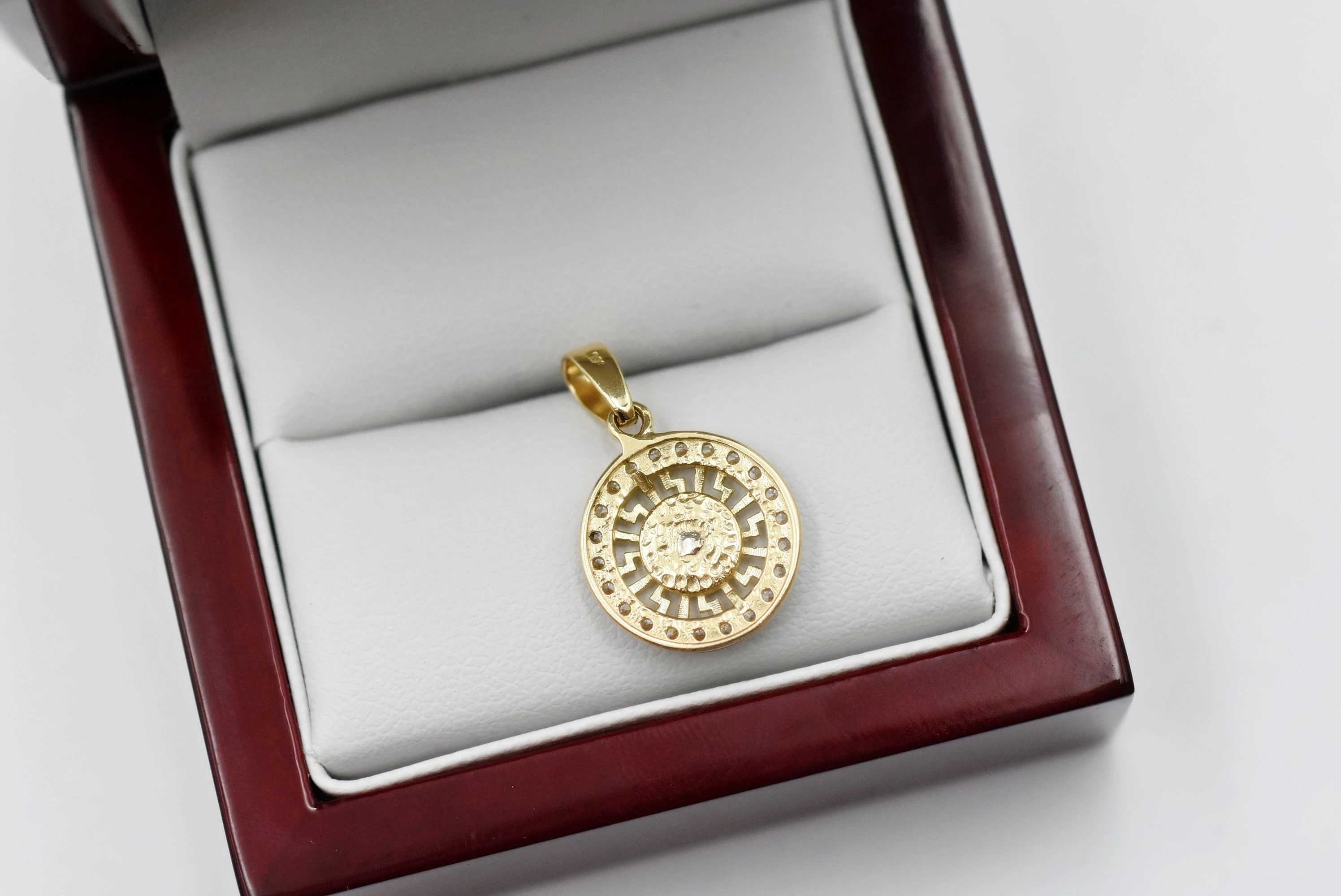 piekna-zlota-zawieszka-meduza-pr-585-206g-2cm-14k-rodzaj-wyrob-jubilerski