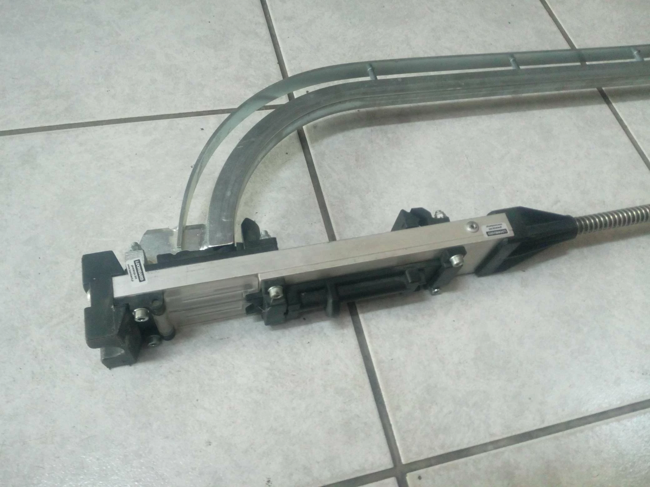 taker-na-spinki-do-podlogowki-tacker-do-klipsow-stan-uzywany