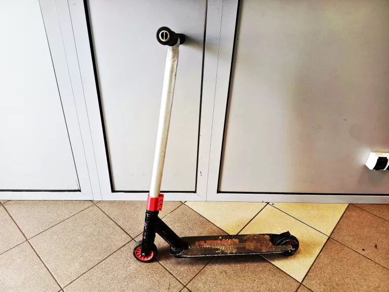 hulajnoga-wyczynowa-hudora-bold-buddys-plac-3-maja-6-sj-luban-kamp