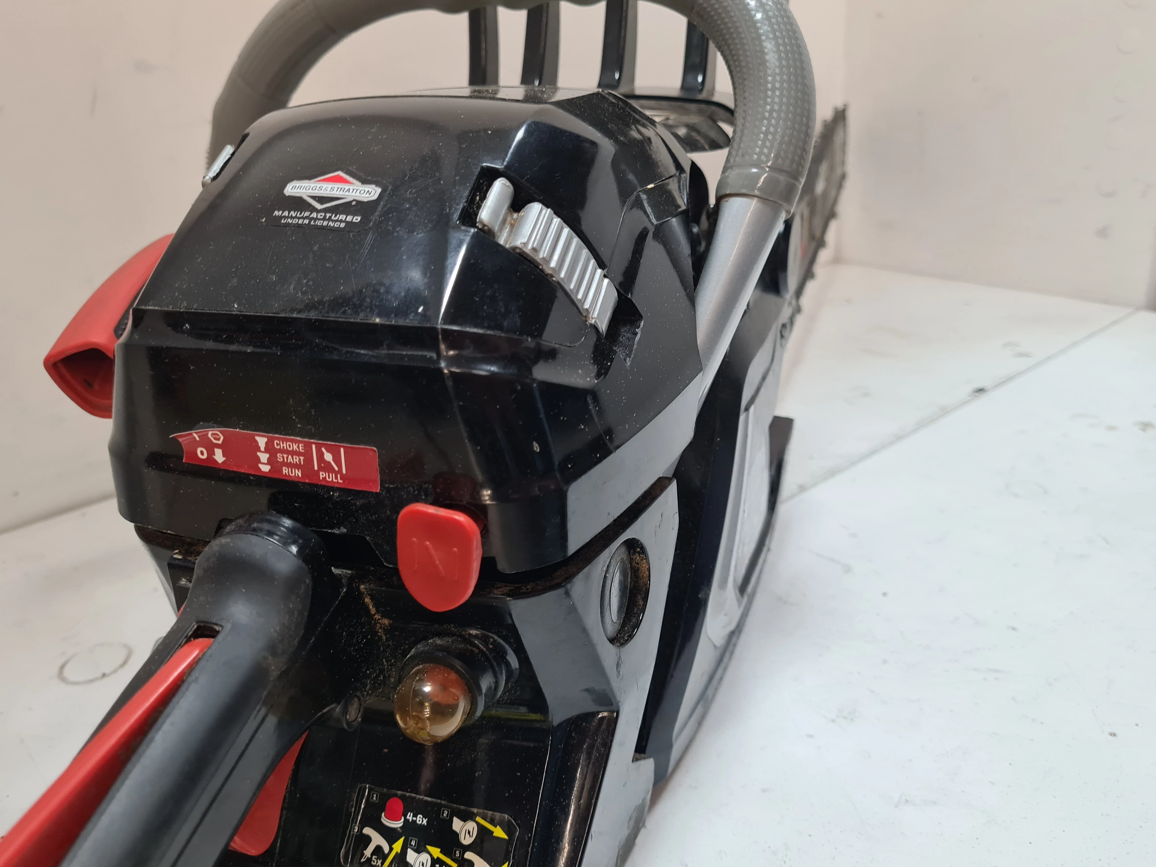 pila-spalinowa-briggs-stratton-zasilanie-spalinowe