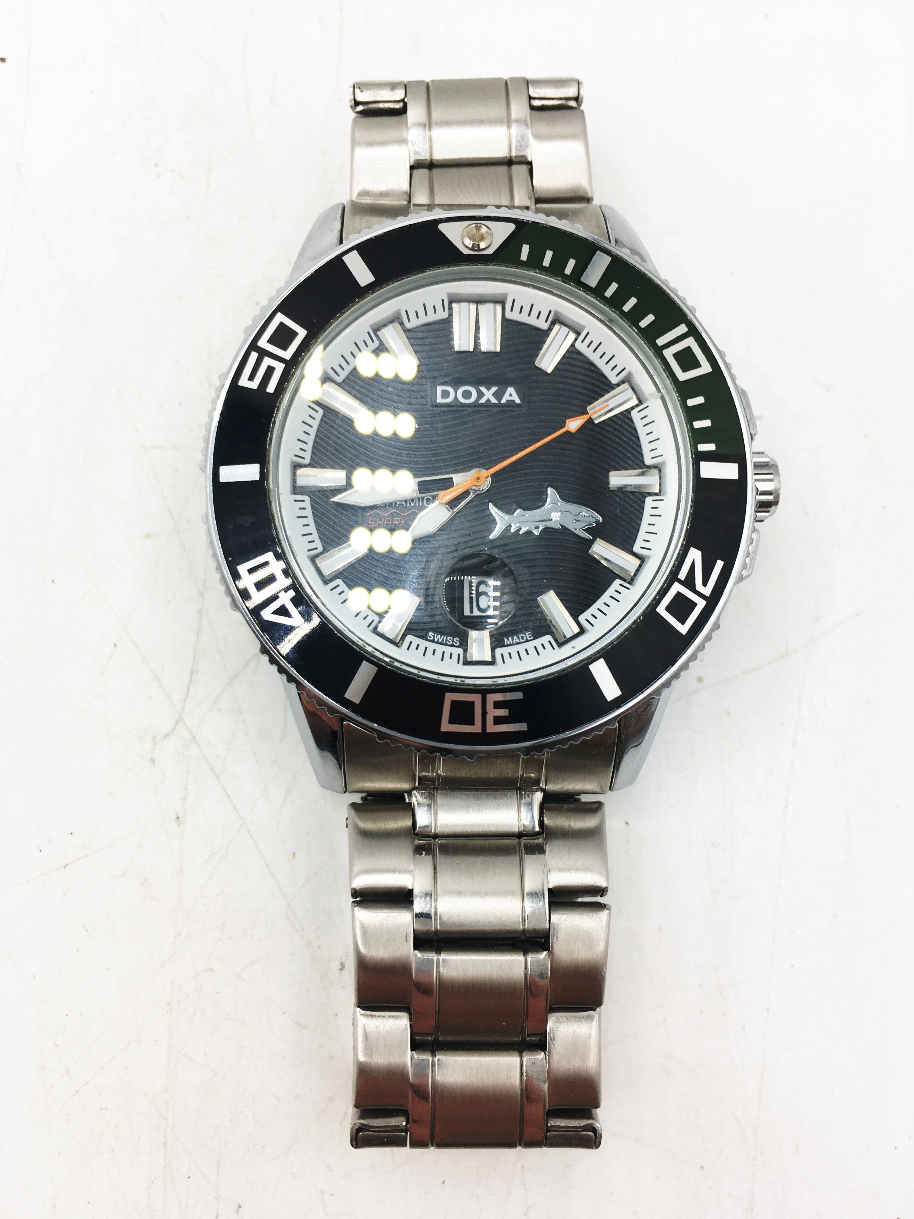 doxa-shark-300-zegarek-opolska-95-wroclaw