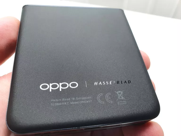 TELEFON OPPO FIND N2 FLIP 8/256 GB
