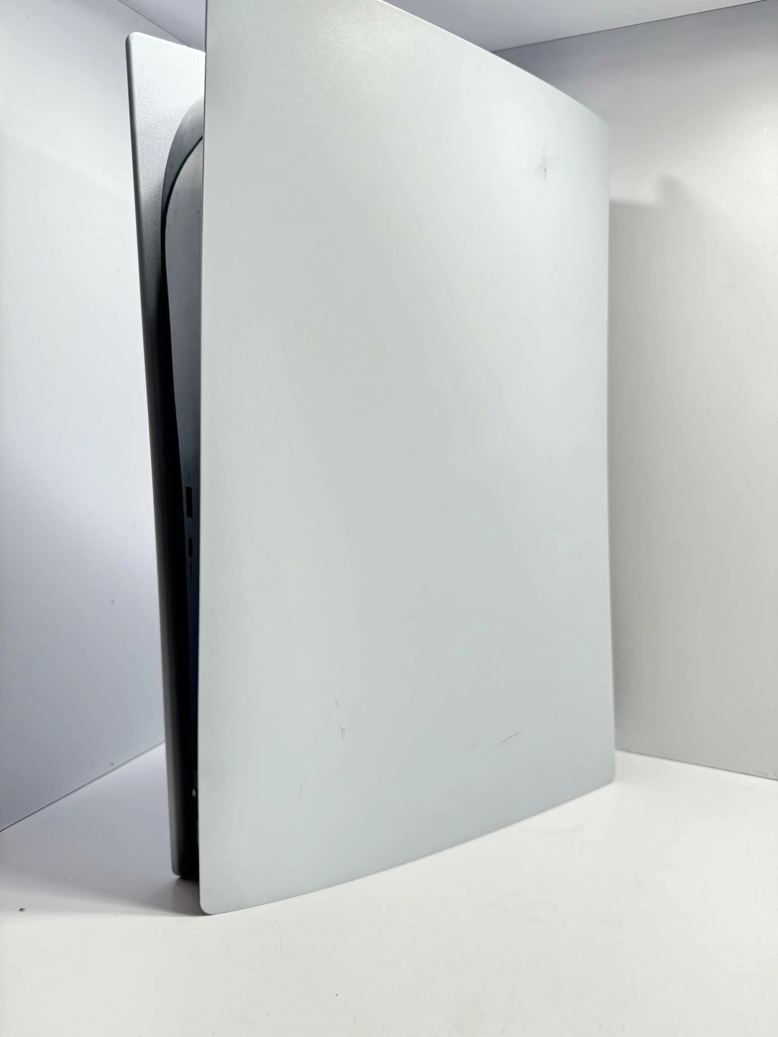 konsola-ps5-digital-sony-playstation-5-digital-edition-wersja-playstation-5-digital-edition