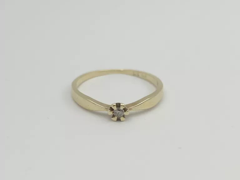 DELIKATNY ZŁOTY PIERŚCIONEK - 585 14K R.16 1,55G