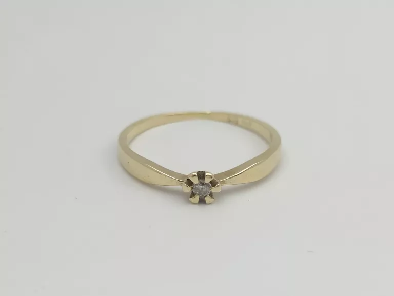 DELIKATNY ZŁOTY PIERŚCIONEK - 585 14K R.16 1,55G