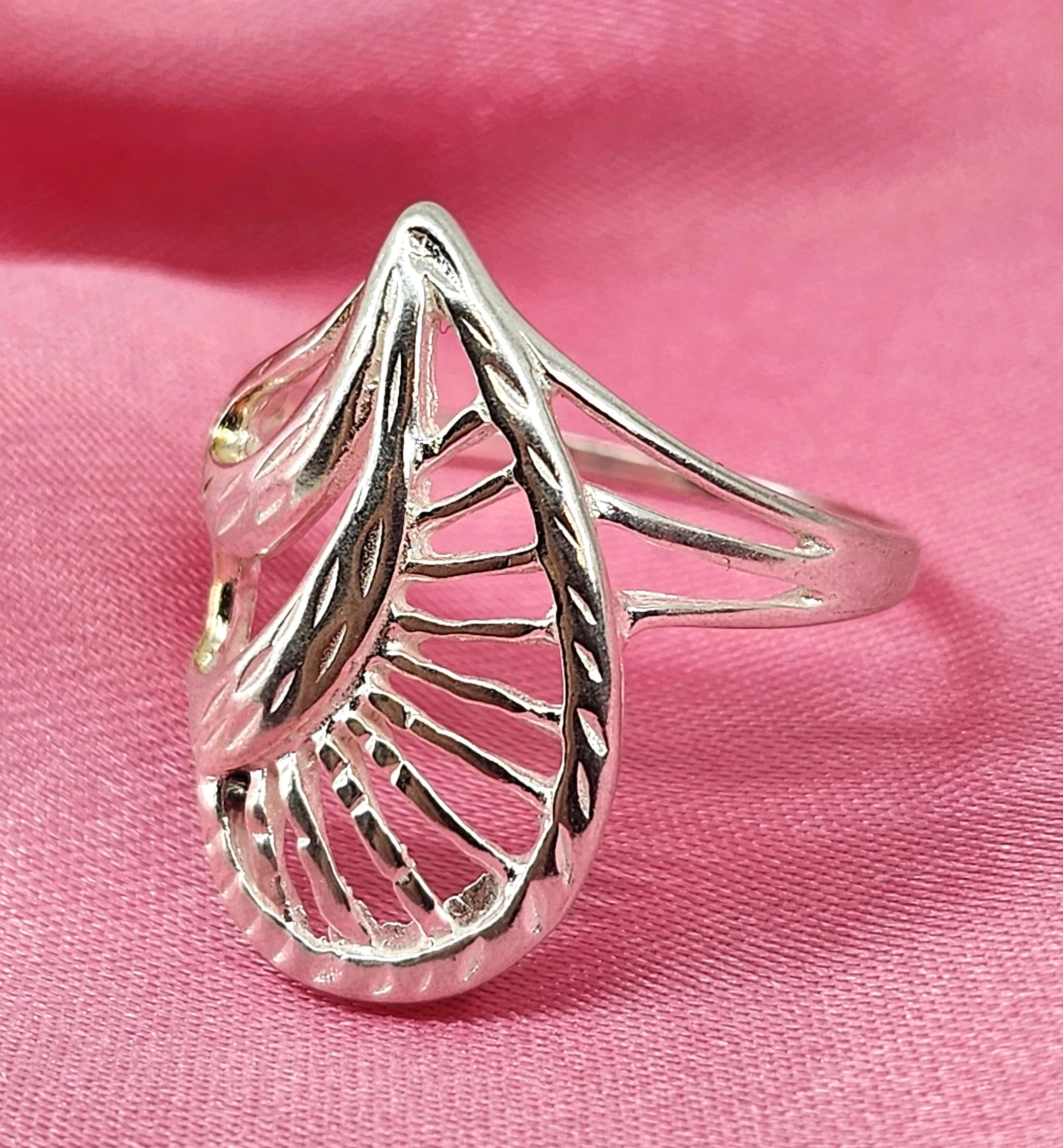 azurowy-srebrny-pierscionek-239g-ean-gtin-9009653002264