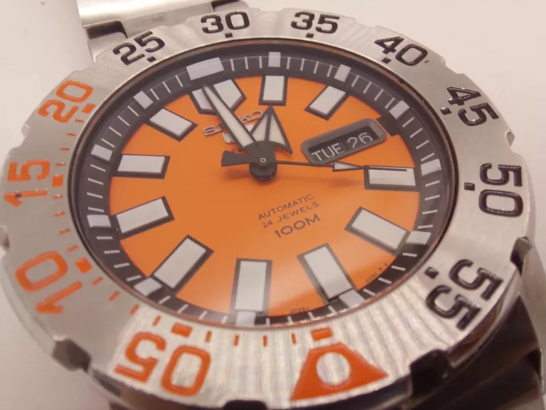 ZEGAREK SEIKO 5 SPORTS DIVER ORANGE BABY MONSTER
