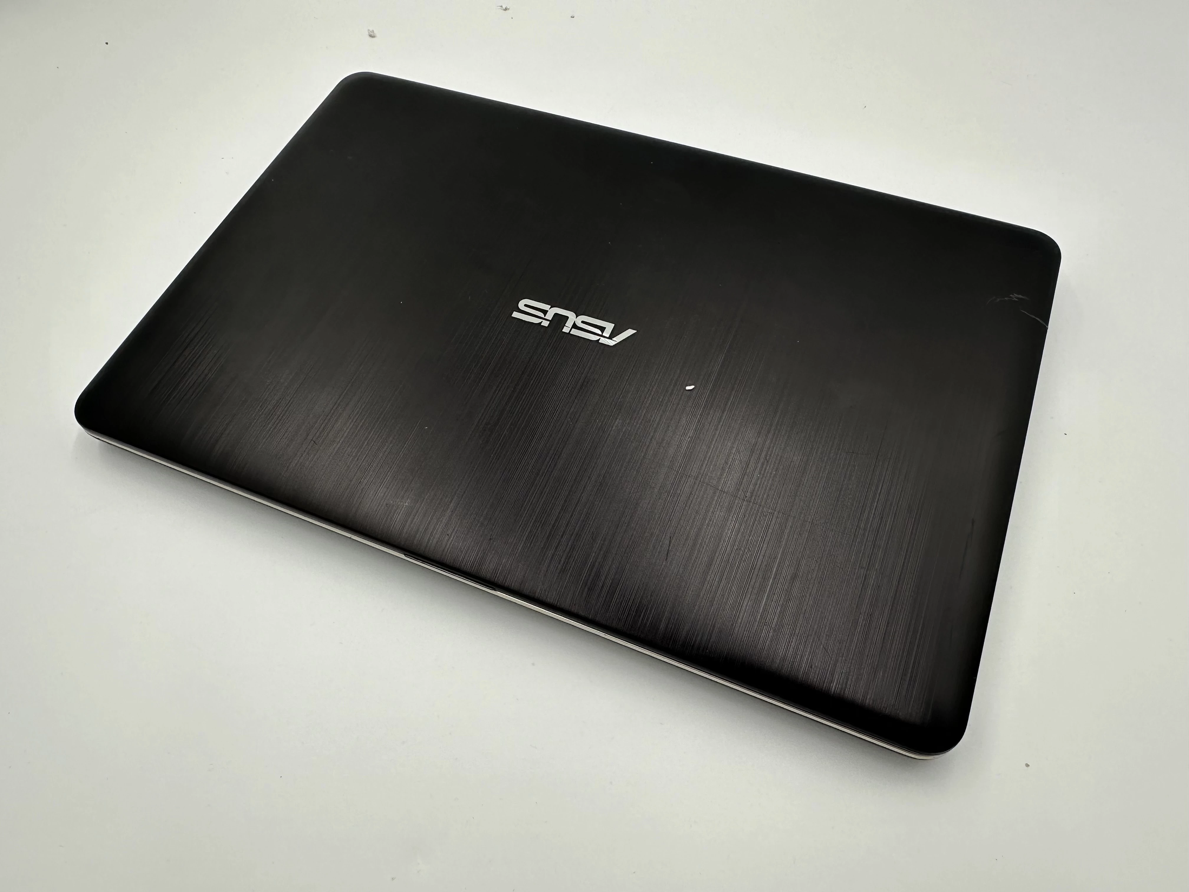 laptop-asus-a540s-4256gb-intel-celeron-przekatna-ekranu-1560