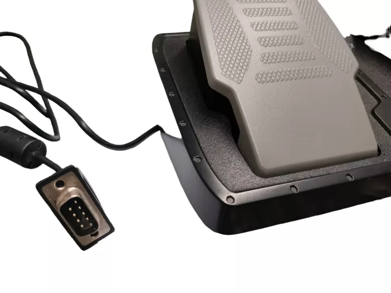 KIEROWNICA LOGITECH PRECISION VIBRATION FEEDBACK WHEEL XBOX